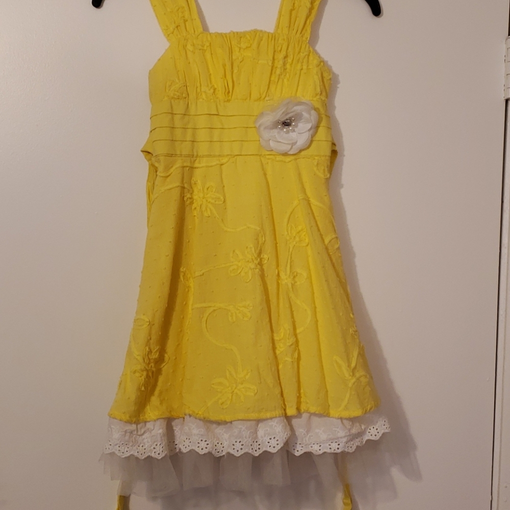 Girls yellow eyelet dress with tulle